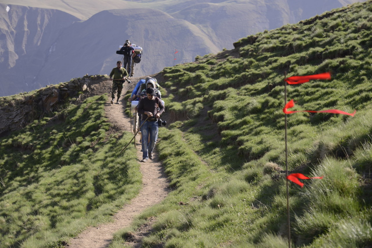 Члены Объединения фотографов Азербайджана совершили восхождение на пик имени Гейдара Алиева (ФОТО)