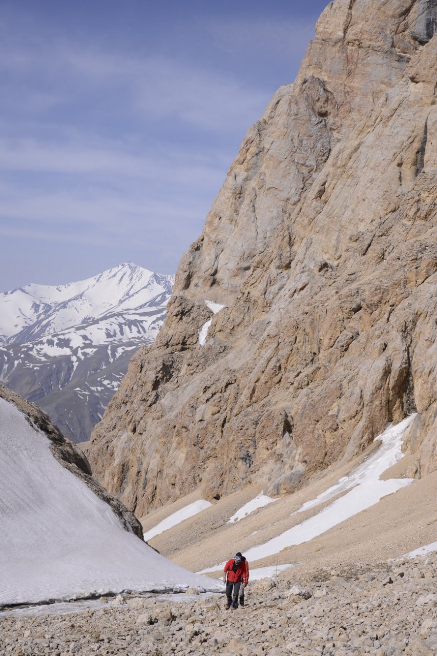 Члены Объединения фотографов Азербайджана совершили восхождение на пик имени Гейдара Алиева (ФОТО)