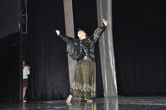 В Мингячевире прошел концерт Розы Зяргярли "Mənimlə mənsiz" (ФОТО)