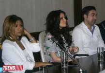 Севда Яхьяева и Эльтон Гусейналиев выступят с благотворительным концертом (ФОТО)