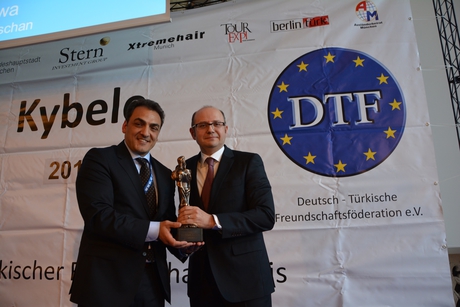 Первая леди Азербайджана Мехрибан Алиева удостоена почетной награды Федерации турецко-германской дружбы (ФОТО)