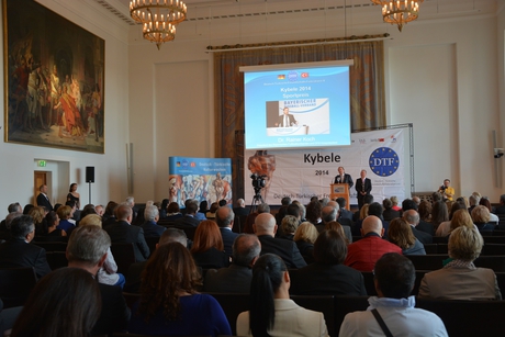 Первая леди Азербайджана Мехрибан Алиева удостоена почетной награды Федерации турецко-германской дружбы (ФОТО)