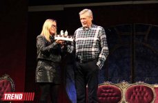 Елена Проклова и Александр Михайлов представили в Баку лирическую комедию "Невеста на прокат" (ФОТО)