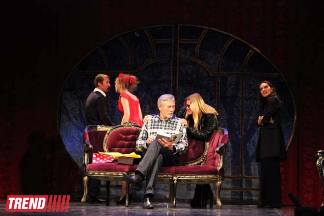 Елена Проклова и Александр Михайлов представили в Баку лирическую комедию "Невеста на прокат" (ФОТО)