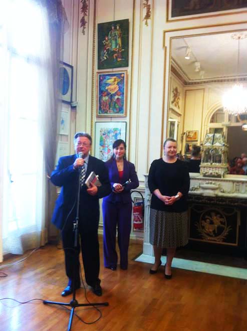 Картина Нигяр Нариманбековой представлена в Париже: "Это огромное счастье - быть востребованным и понятым своим зрителем" (ФОТО)