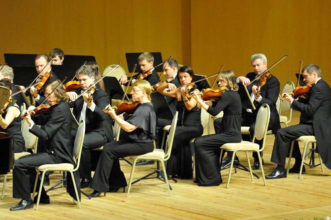 Победитель конкурса имени королевы Елизаветы Денис Кожухин выступил в Баку (ФОТО)