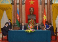 Азербайджан и Вьетнам подписали ряд документов (ФОТО)