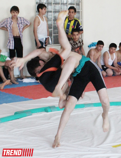 Определились победители чемпионата Баку по сумо среди юношей (ФОТО)