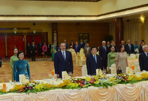 Президент Ильхам Алиев: в Азербайджане есть очень большие симпатии к вьетнамскому народу (ФОТО)