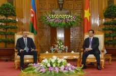 Президент Азербайджана провел переговоры с премьер-министром Вьетнама