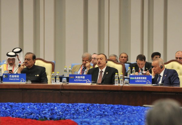 Президент Ильхам Алиев: Азербайджан вносит вклад в энергетическую безопасность азиатских стран (ФОТО)