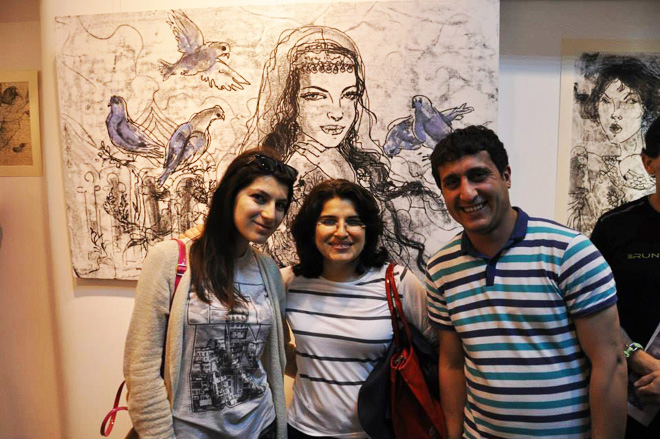 Выставка литовской художницы Эдиты Сухоцките в Баку: пазл из тысячи мелких деталей (ФОТО)