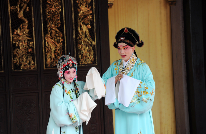 Первая леди Азербайджана Мехрибан Алиева ознакомилась с парком «Юй Юань» в Шанхае (ФОТО)