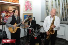 В Баку состоялось открытие выставки "Цветные размышления" (ФОТО)