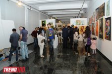 В Баку состоялось открытие выставки "Цветные размышления" (ФОТО)