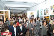 В Баку состоялось открытие выставки "Цветные размышления" (ФОТО)