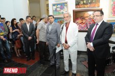 В Баку состоялось открытие выставки "Цветные размышления" (ФОТО)