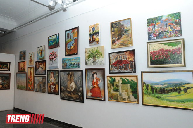 В Баку состоялось открытие выставки "Цветные размышления" (ФОТО)