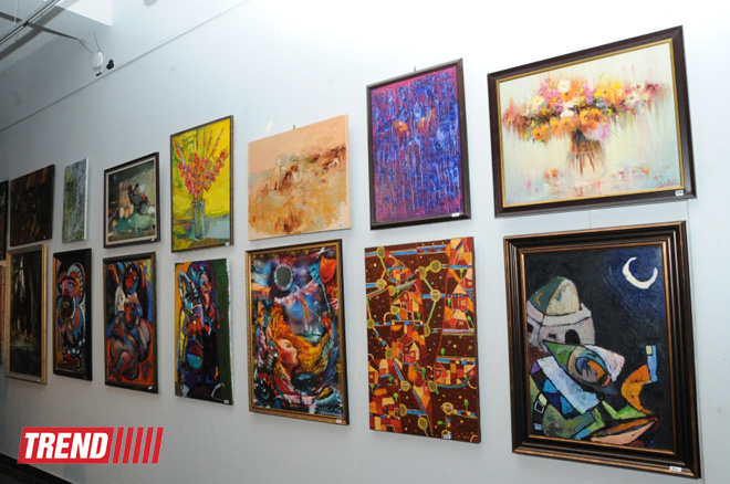 В Баку состоялось открытие выставки "Цветные размышления" (ФОТО)