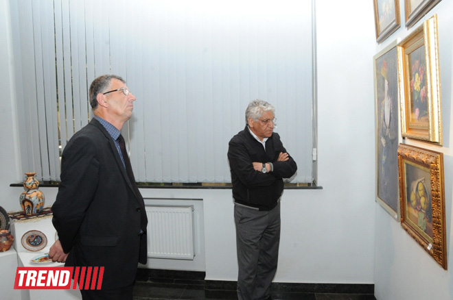 В Баку состоялось открытие выставки "Цветные размышления" (ФОТО)