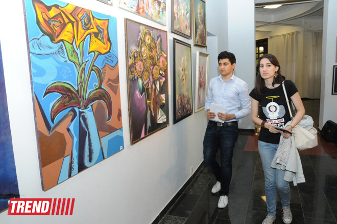 В Баку состоялось открытие выставки "Цветные размышления" (ФОТО)