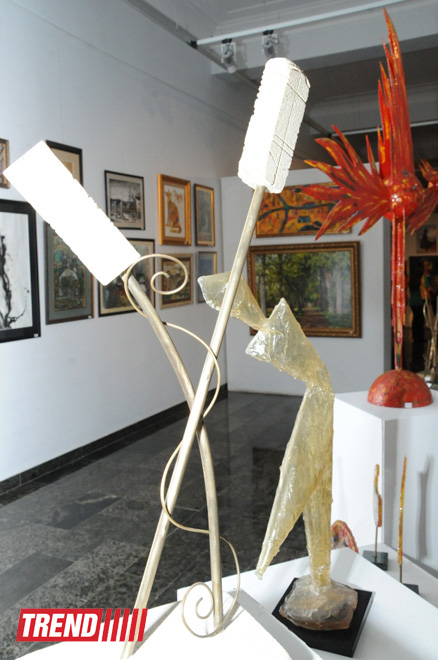 В Баку состоялось открытие выставки "Цветные размышления" (ФОТО)