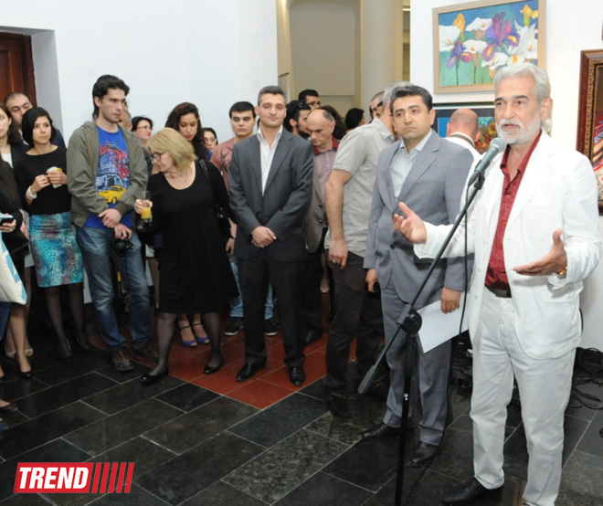 В Баку состоялось открытие выставки "Цветные размышления" (ФОТО)