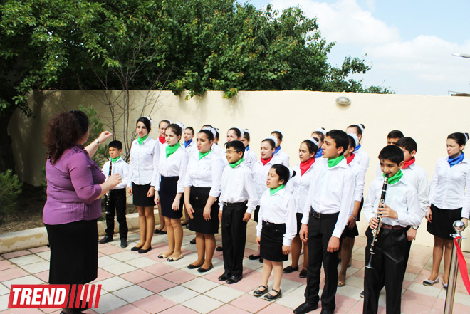 В Амирджаны состоялось открытие реконструированного Дома-музея Саттара Бахлулзаде (ФОТО)