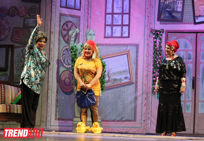 Афаг Баширгызы впервые после тяжелой болезни блистательно сыграла в премьере "Банкир-жених" (ФОТО)