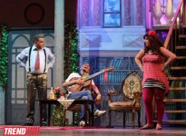 Афаг Баширгызы впервые после тяжелой болезни блистательно сыграла в премьере "Банкир-жених" (ФОТО)