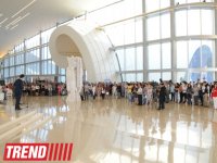 Лейла Алиева ознакомилась с выставкой выдающегося фотографа XX века Анри Картье-Брессона  в Центре Гейдара Алиева (ФОТО)