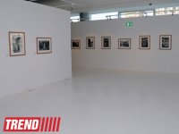 Лейла Алиева ознакомилась с выставкой выдающегося фотографа XX века Анри Картье-Брессона  в Центре Гейдара Алиева (ФОТО)