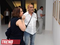 Лейла Алиева ознакомилась с выставкой выдающегося фотографа XX века Анри Картье-Брессона  в Центре Гейдара Алиева (ФОТО)