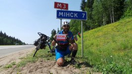 Известный азербайджанский велопутешественник Рамиль Зиядов достиг Минска (ФОТО)