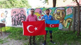 Известный азербайджанский велопутешественник Рамиль Зиядов достиг Минска (ФОТО)