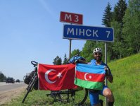 Известный азербайджанский велопутешественник Рамиль Зиядов достиг Минска (ФОТО)