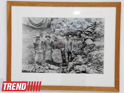 Лейла Алиева ознакомилась с выставкой выдающегося фотографа XX века Анри Картье-Брессона  в Центре Гейдара Алиева (ФОТО)