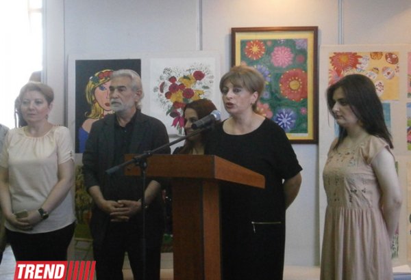 В Баку открылась выставка детского творчества "Müstəqil Vətənin işıqları" (ФОТО)