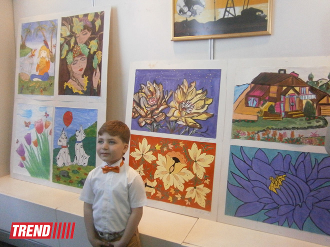 В Баку открылась выставка детского творчества "Müstəqil Vətənin işıqları" (ФОТО)