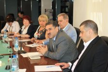 Сохранение духовности России и Азербайджана - круглый стол в Баку (ФОТО)