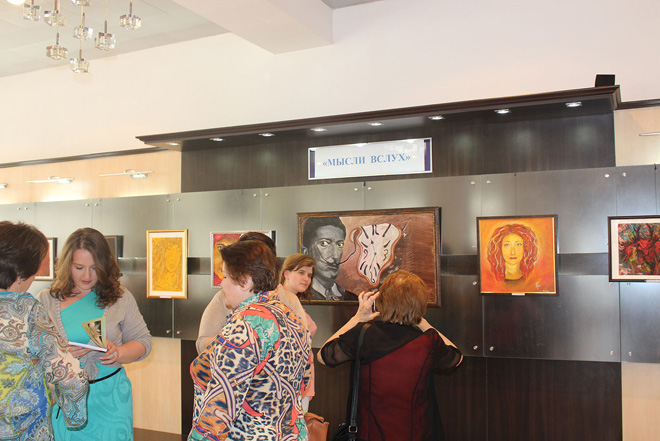 "Мысли вслух" Татьяны Бровиной - азербайджанские, российские и грузинские мотивы (ФОТО)