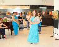 "Мысли вслух" Татьяны Бровиной - азербайджанские, российские и грузинские мотивы (ФОТО)