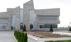 Президент Азербайджана прибыл в Нефтчалинский район (ФОТО)