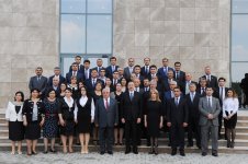 Президент Ильхам Алиев: Азербайджан является одной из избранных в мировом масштабе стран, где есть развитие, господствует стабильность (ФОТО)