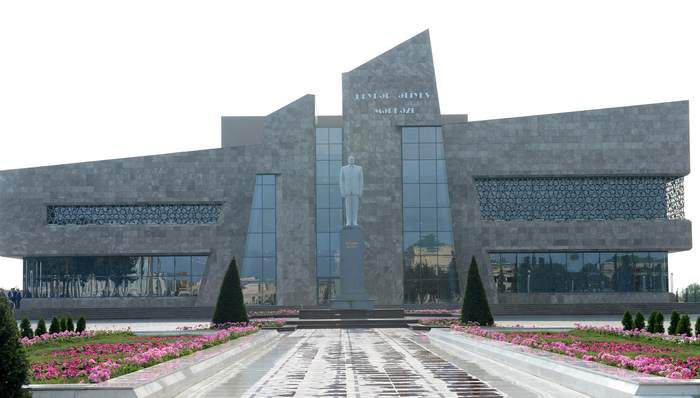 Президент Азербайджана прибыл в Нефтчалинский район (ФОТО)