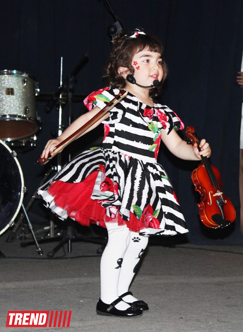 "Это Я!" - красочный вечер моды и концерт юных звезд в Баку (ФОТО)