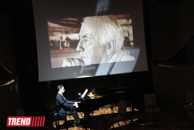 В Международном центре мугама состоялась церемония вручения премии Фонда культуры композитора Сулеймана Алескерова (ФОТО)