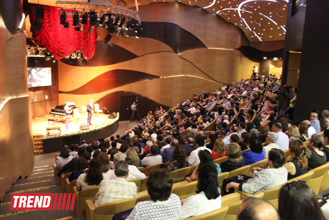 В Международном центре мугама состоялась церемония вручения премии Фонда культуры композитора Сулеймана Алескерова (ФОТО)