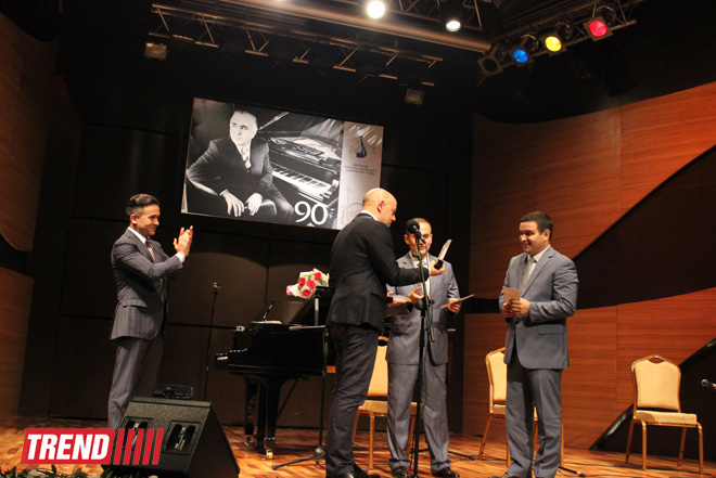 В Международном центре мугама состоялась церемония вручения премии Фонда культуры композитора Сулеймана Алескерова (ФОТО)