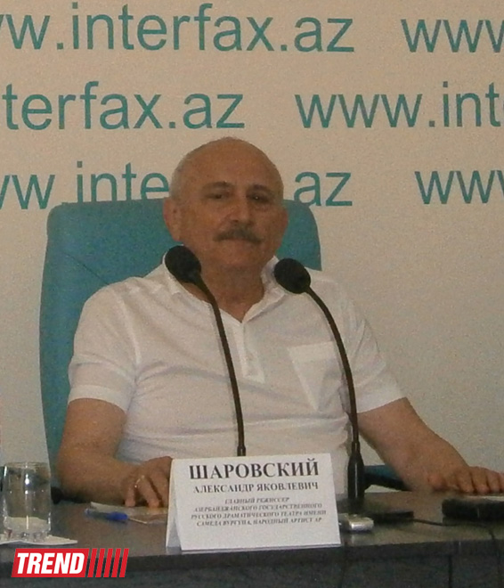 Александр Шаровский и актеры рассказали о премьере спектакля "В хрустальном дворце" по пьесе Ильяса Эфендиева (ФОТО)